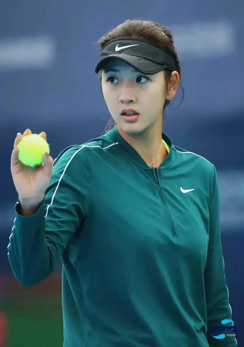 大的发球 大的发球