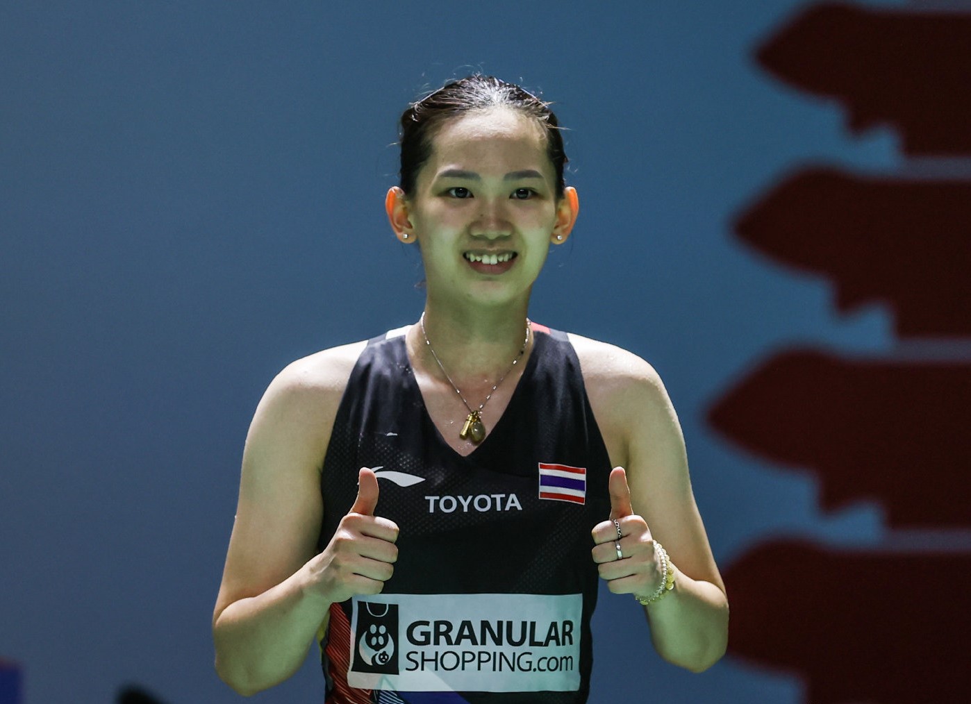 从阵容来看 从阵容来看