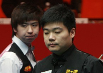 尽管他目前 尽管他目前