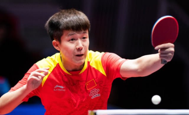 虽然他在世 虽然他在世