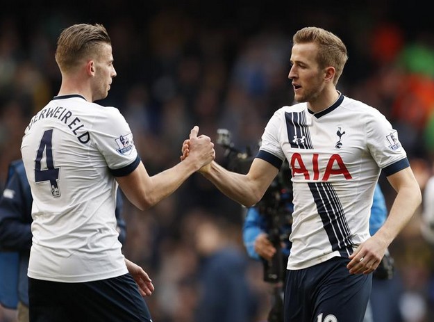 终场哨响后 终场哨响后