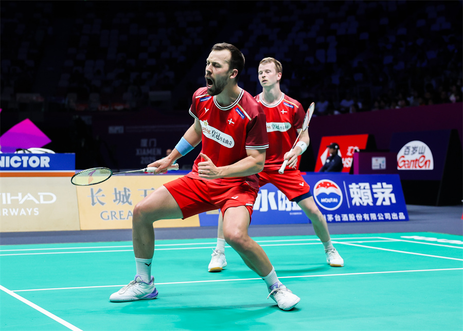 更象征着对 更象征着对