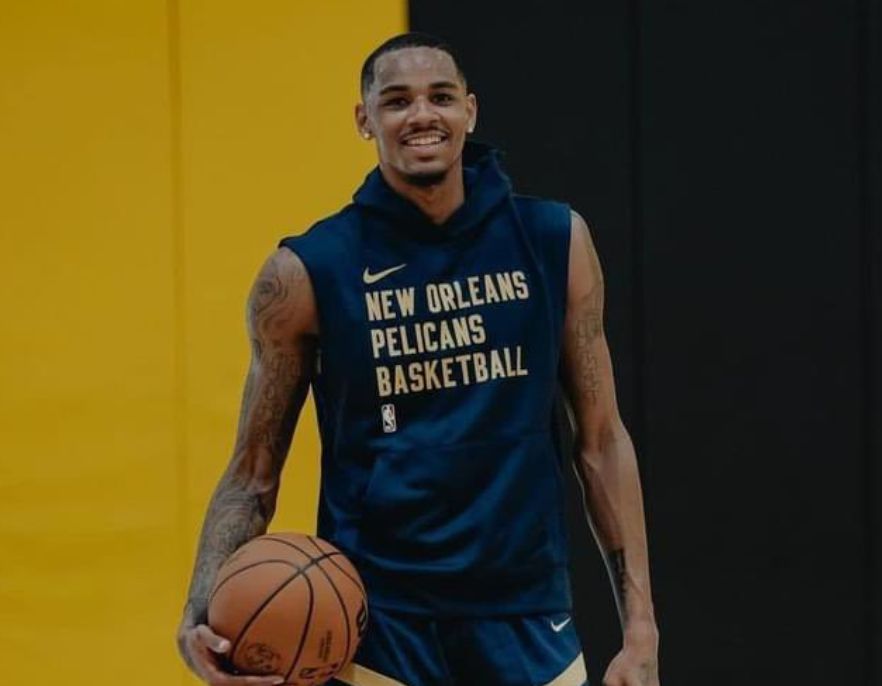 火箭高层坚 火箭高层坚