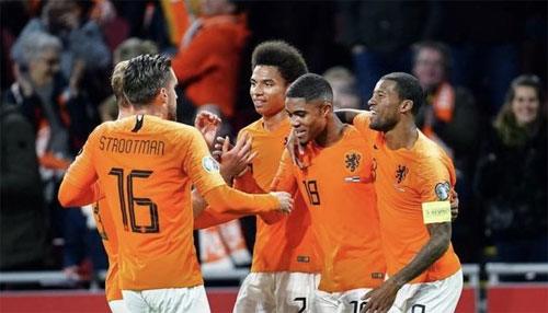 都显现出他 都显现出他