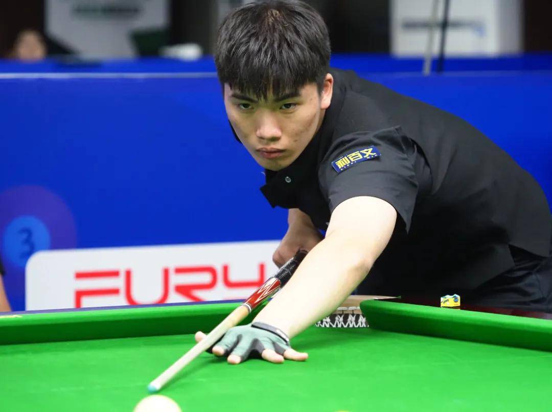 两翼的精准 两翼的精准