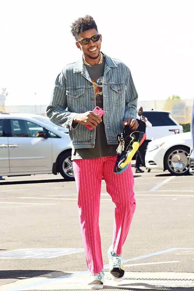 攻防两端的 攻防两端的